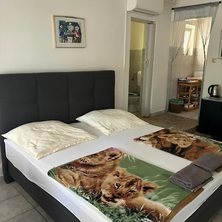 Villa Julian & Juliana Krk Town Room photo