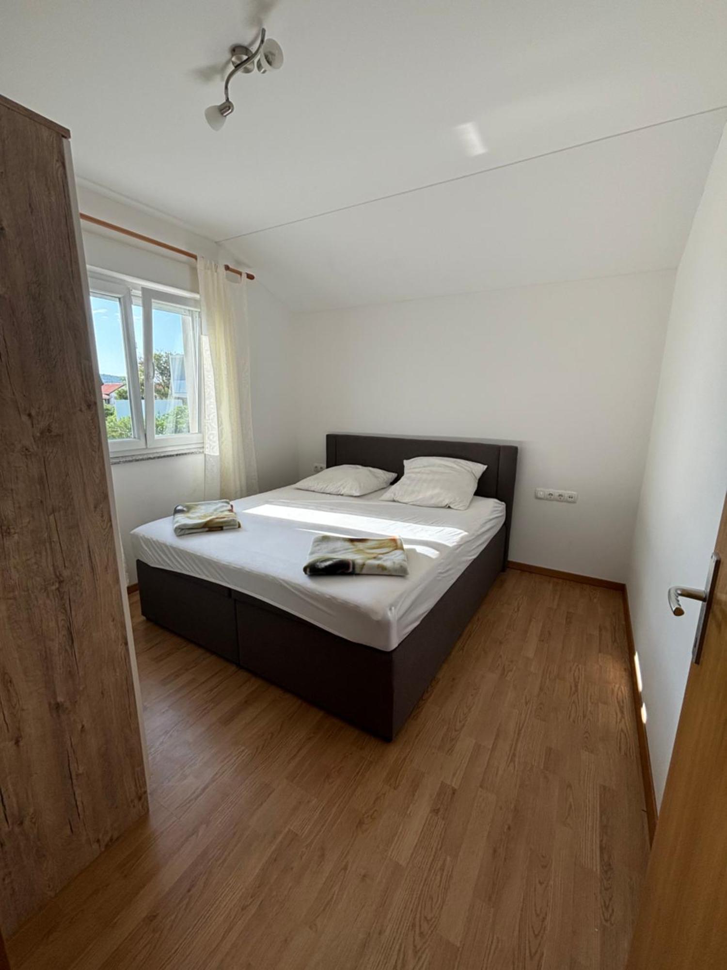 Apartment Julian & Juliana Krk Town